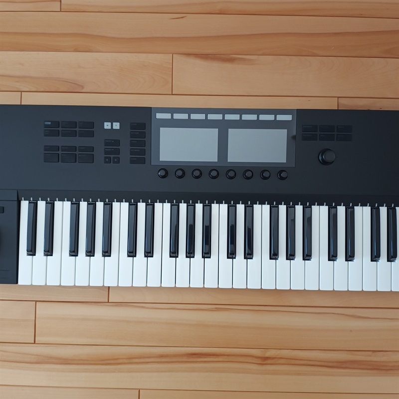 Native Instruments KOMPLETE KONTROL S49 MK2の画像